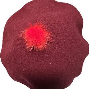 Wool beret with mink pompon